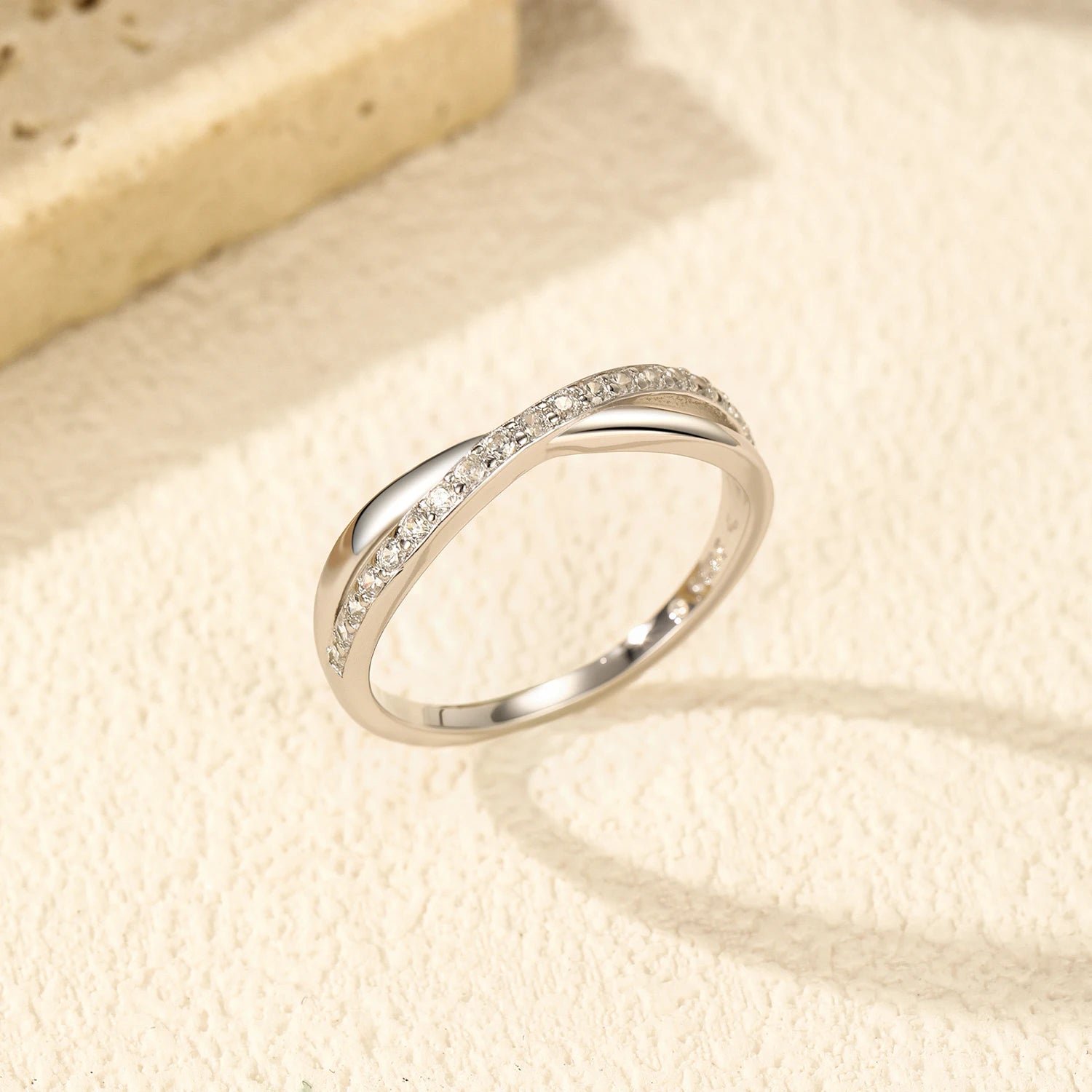 Bague Pavée en Moissanite – Argent Massif